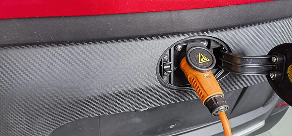 Put Charger gun into Pocket Put Charger gun into Pocket