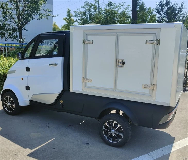 Coche de reparto logístico eléctrico de cuatro ruedas J2-P con certificado CEE