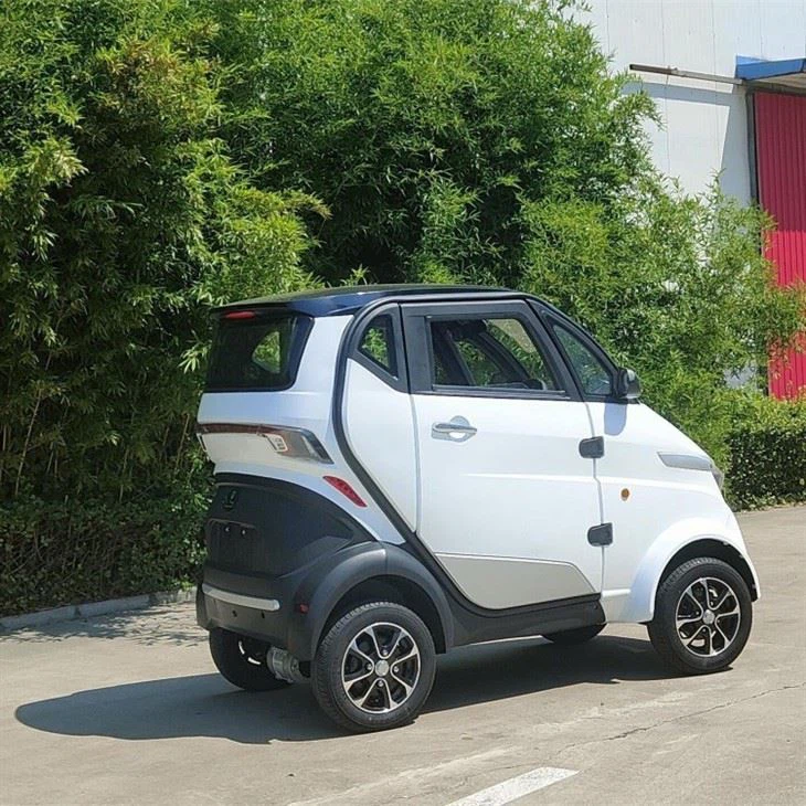 60V Electric Mini E Car Closed Cabin Scooter For Selling 60V Electric Mini E Car Closed Cabin Scooter For Selling
